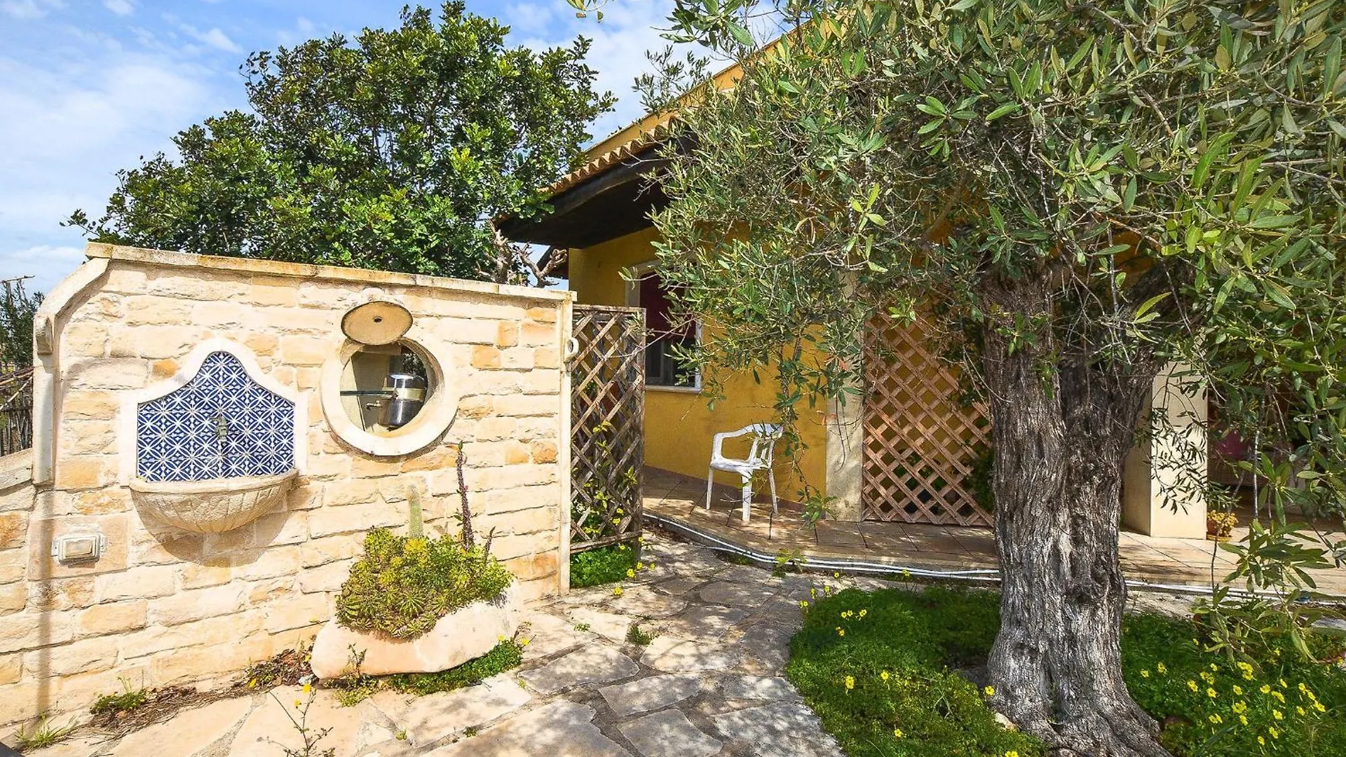 Pet Friendly Home In Marina Di Marza With Wifi Santa Maria Del Focallo Dom wakacyjny